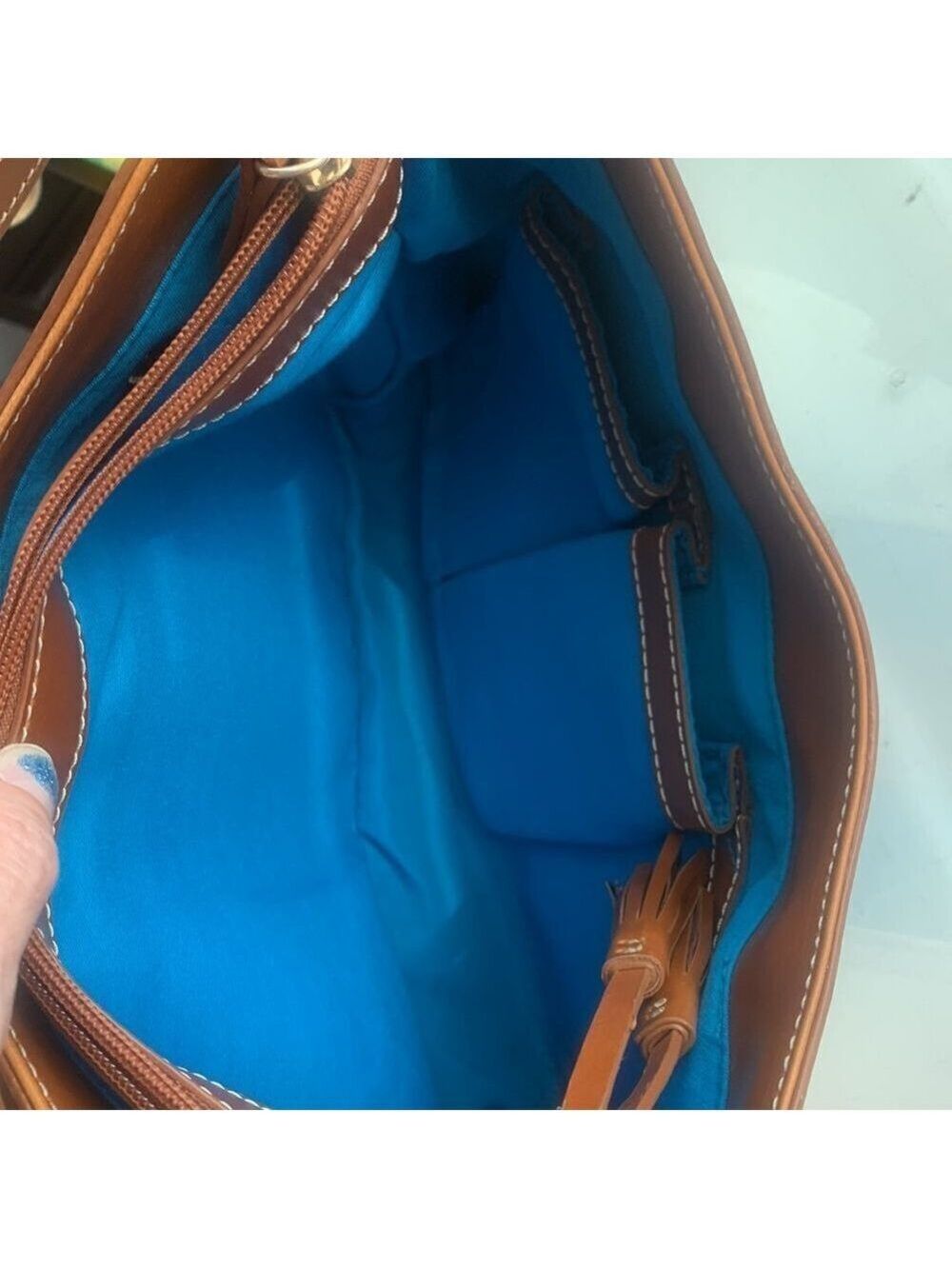 SUMMER 🩵 - New Liz Claiborne Purse - Picture 4 of 7